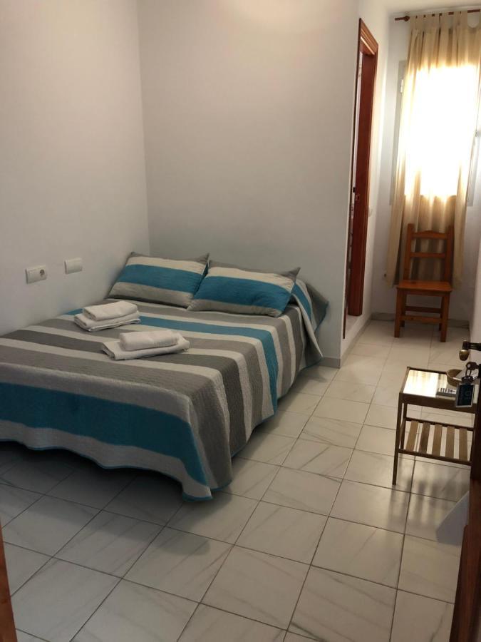 Ochomin Hostel San Martin del Tesorillo Exterior photo