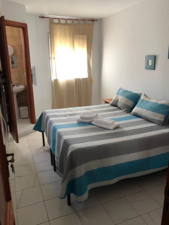 Ochomin Hostel San Martin del Tesorillo Exterior photo