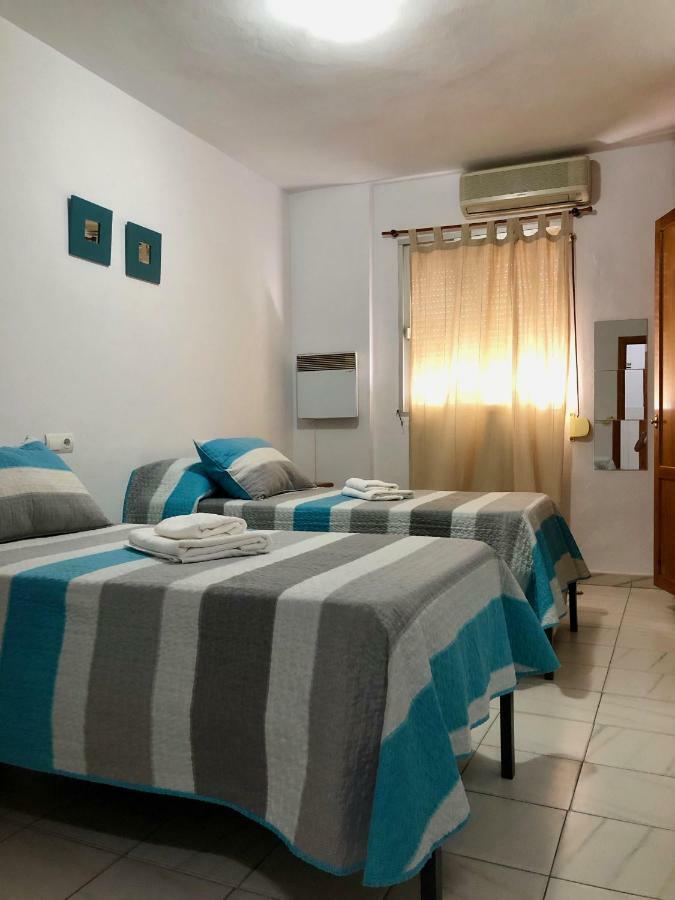Ochomin Hostel San Martin del Tesorillo Exterior photo